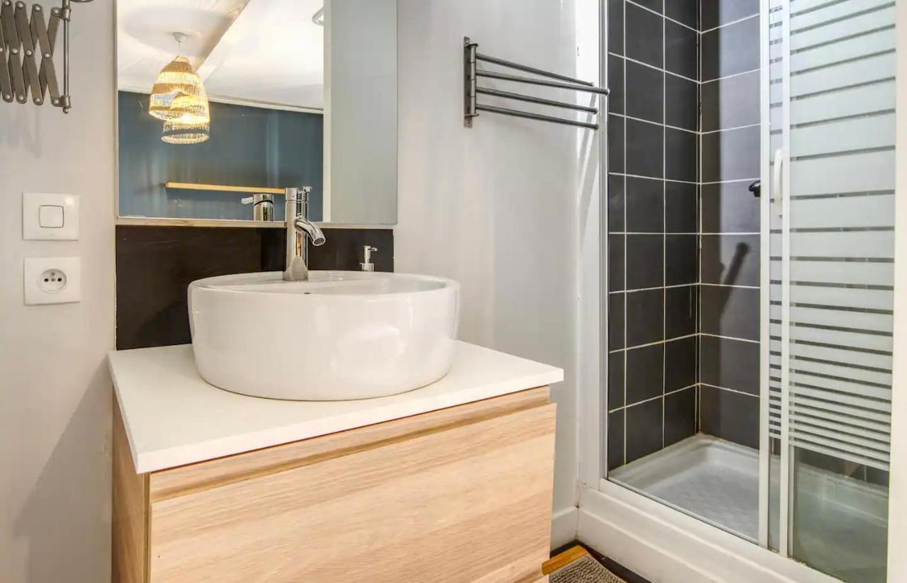 Bel Appartement Avec Terrasse Au Coeur D'Avignon Luaran gambar